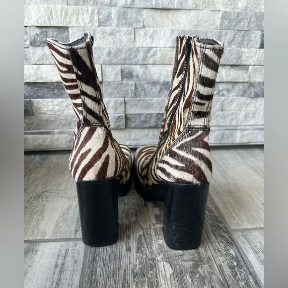 90’s Steve Madden Zebra  Haircloth  Ankle  Retro Boots Size 10B - Picture 8 of 14